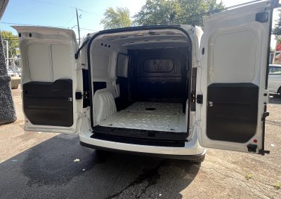 Ram Promaster City_Mini Fourgon utilitaire_Camion à louer_Van Pro Location_Repentigny (1)